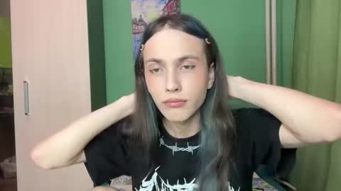 Mark online show from February 21, 6:55 pm