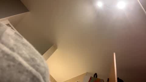 Snapshot of feetlovd chatting on December 8, 7:47 am GRM online show from December 8, 7:47 am