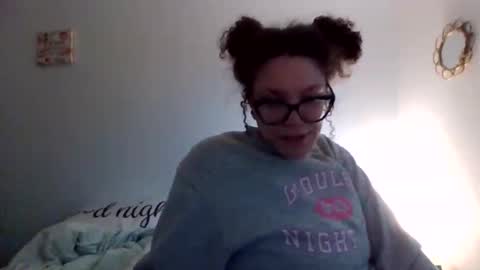 Soley online show from March 3, 7:10 pm