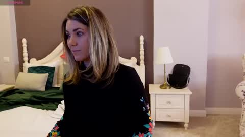 Snapshot of feliciakrige chatting on March 10, 9:07 pm FeliciaKrige online show from March 10, 9:07 pm