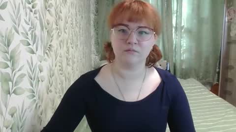 felicity_play online show from March 18, 6:41 am