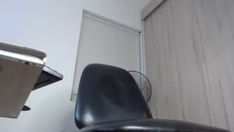 Snapshot of felilope23 chatting on September 29, 8:57 am felilope23 online show from September 29, 8:57 am