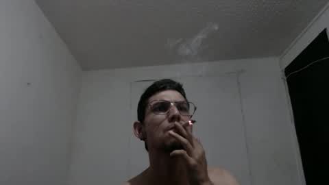 Snapshot of felipe227 chatting on September 16, 9:07 pm jhonatan felipe online show from September 16, 9:07 pm