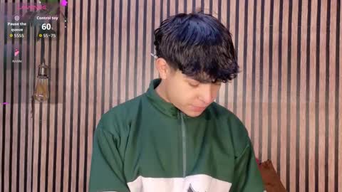 felipe_boy_18 online show from October 15, 3:54 am