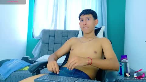 felipehotgonzalez online show from November 19, 2:05 pm