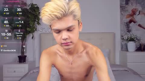 Felix online show from March 5, 7:27 pm