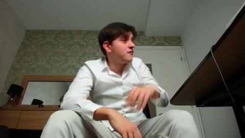 Snapshot of felixstark chatting on October 6, 5:03 am FelixStark online show from October 6, 5:03 am