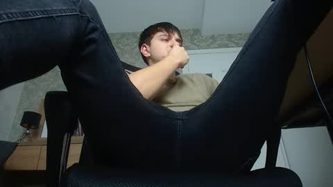 Snapshot of felixstark chatting on September 12, 4:47 am FelixStark online show from September 12, 4:47 am
