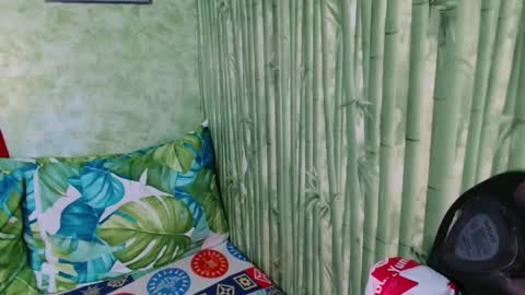 feminine_tsx online show from January 26, 5:44 pm