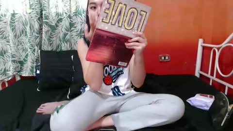 feminine_tsx online show from March 21, 9:36 am