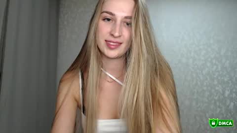 Femke online show from April 8, 8:12 pm