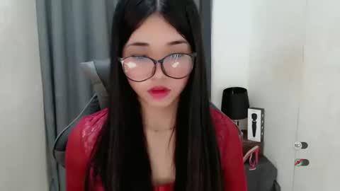 Snapshot of femylove chatting on March 9, 10:41 pm YOUR BEAUTIFUL ASIANFHEMY online show from March 9, 10:41 pm