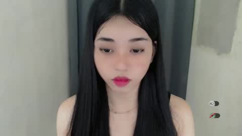 Snapshot of femylove chatting on February 19, 12:46 am YOUR BEAUTIFUL ASIANFHEMY online show from February 19, 12:46 am