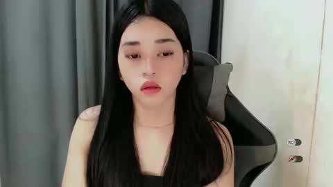 Snapshot of femylove chatting on February 1, 9:54 am YOUR BEAUTIFUL ASIANFHEMY online show from February 1, 9:54 am