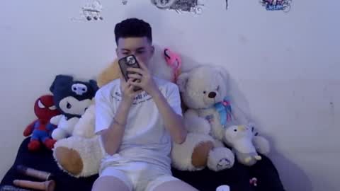 Snapshot of fenixx_777 chatting on February 19, 2:23 am Fenixx 777 online show from February 19, 2:23 am