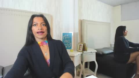 Fernanda  online show from April 21, 2:51 am