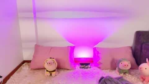 fernanda online show from March 10, 3:55 am