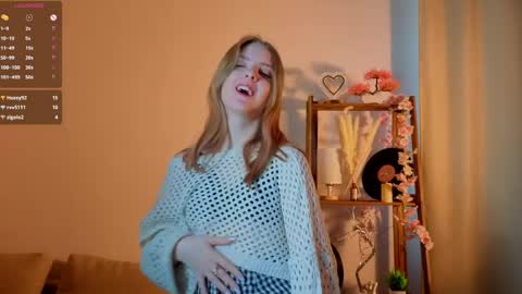 Rachel online show from April 4, 1:45 am