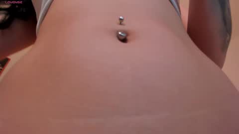 Snapshot of fernandax1_ chatting on February 13, 12:46 am FER online show from February 13, 12:46 am