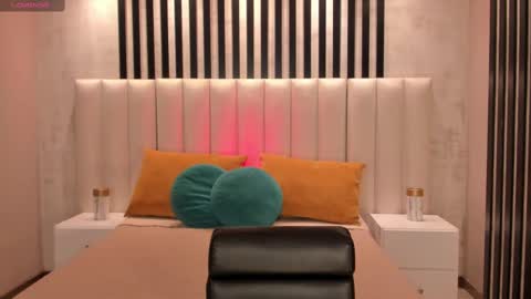 Snapshot of fernandax1_ chatting on March 6, 1:37 am FER online show from March 6, 1:37 am
