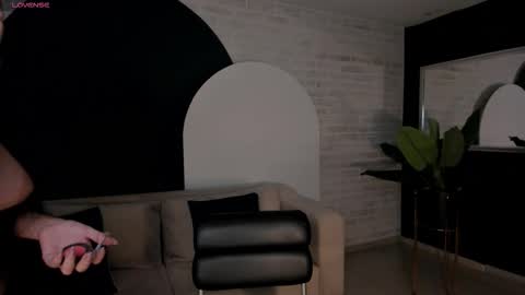 Snapshot of fernandax1_ chatting on October 10, 11:05 am FER online show from October 10, 11:05 am
