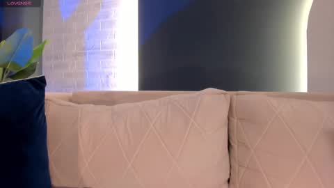 Snapshot of fernandax1_ chatting on February 20, 6:50 am FER online show from February 20, 6:50 am