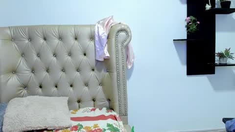 Snapshot of ferrimature chatting on February 25, 12:47 am Marcela online show from February 25, 12:47 am