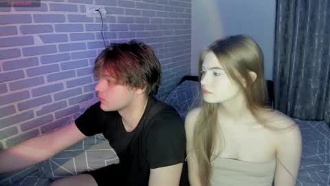 Snapshot of fetchingcouplee chatting on October 15, 3:13 pm Tina and Tomas online show from October 15, 3:13 pm