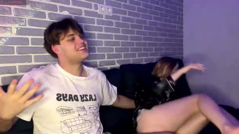 Tina and Tomas online show from November 14, 3:25 pm