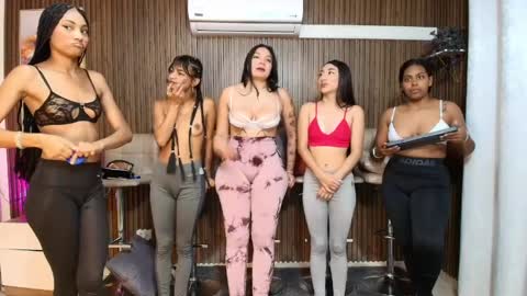 alice and samm online show from April 10, 11:26 am