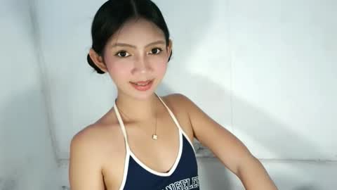 feyaaa online show from April 12, 7:51 pm