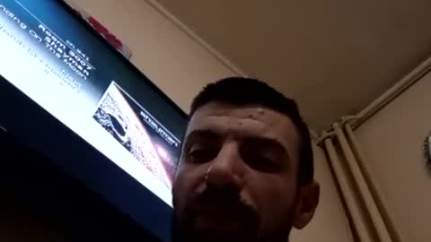 Snapshot of fffjj021 chatting on December 28, 10:02 pm Raised in 90s online show from December 28, 10:02 pm