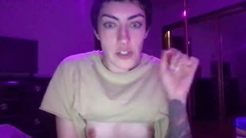 fgsammie online show from October 3, 3:26 am