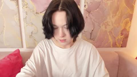 fiamoory online show from April 3, 1:34 am