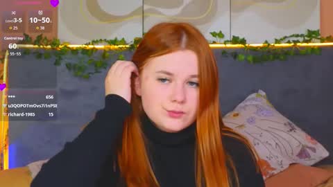 Snapshot of fiery_foxy chatting on October 10, 5:35 am Mabel online show from October 10, 5:35 am