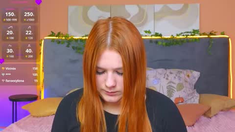 Snapshot of fiery_foxy chatting on October 11, 5:45 am Mabel online show from October 11, 5:45 am