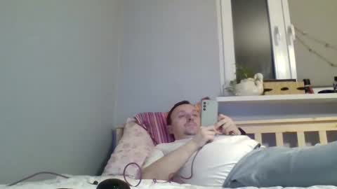 Snapshot of filipek757 chatting on January 10, 3:58 pm filipek757 online show from January 10, 3:58 pm