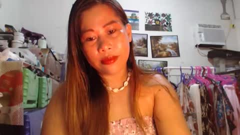 filipina beauty. online show from September 23, 7:20 pm
