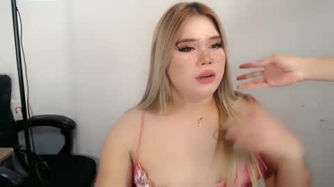 Snapshot of filipina_slutty69xxx chatting on September 18, 2:15 am  Angela  DONT FORGET TO FOLLOW AND GIVE ME APPRECIATION online show from September 18, 2:15 am