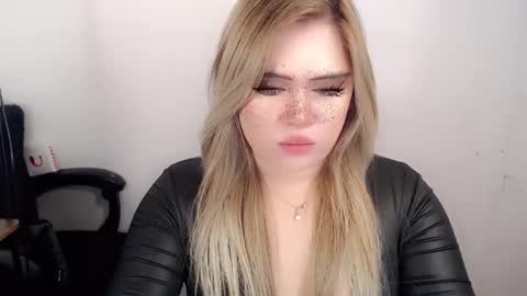 Snapshot of filipina_slutty69xxx chatting on September 20, 2:47 am  Angela  DONT FORGET TO FOLLOW AND GIVE ME APPRECIATION online show from September 20, 2:47 am
