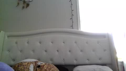 MilfnDaddy online show from December 1, 7:01 pm