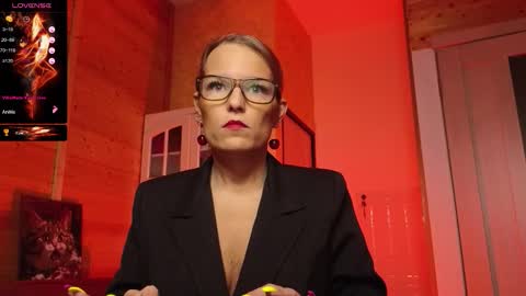 Lady online show from January 12, 6:26 pm