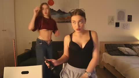 findweyout online show from March 13, 1:58 pm