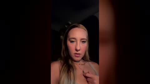 fineshytdaisy online show from December 5, 3:39 am