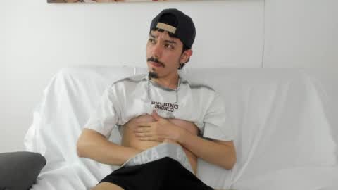 finn_jackson online show from April 16, 10:01 pm