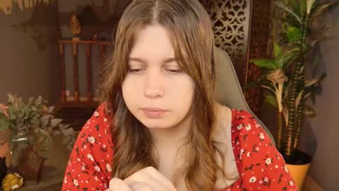 fiora online show from November 9, 5:33 am