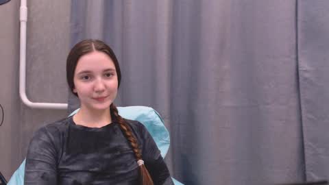 fireflies_fly_ online show from January 26, 7:41 pm