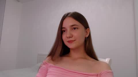 fireflies_fly_ online show from September 28, 5:55 pm