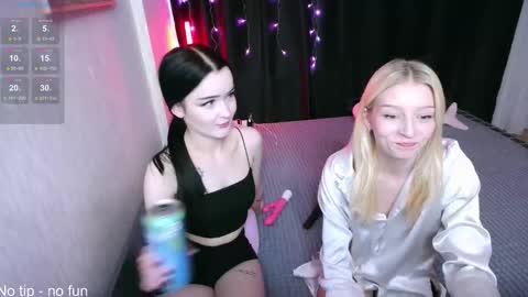Snapshot of first_day_ chatting on October 1, 9:13 pm Sasha EmiAlex pvt open online show from October 1, 9:13 pm