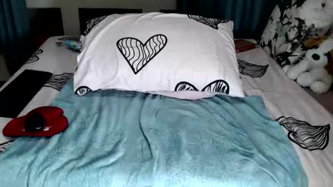 fitblair66_ online show from February 11, 6:34 pm